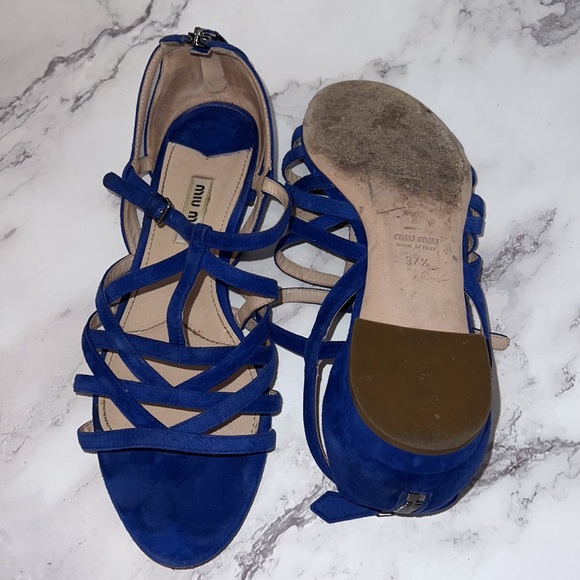 Miu Miu Strappy Suede Flat Sandals - Picture 4 of 6